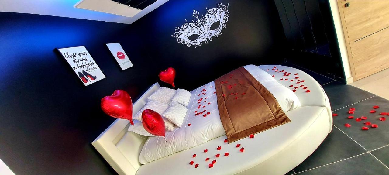 Couette-café L'olympe Des Sens Portiragnes